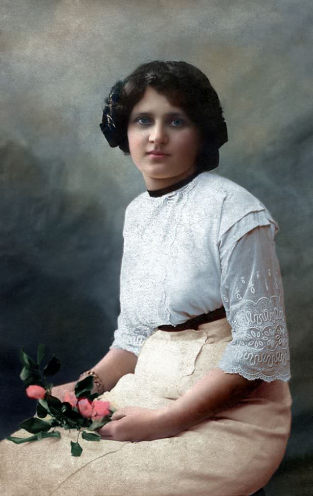 Fiancee of captain Dashkov, 1910s