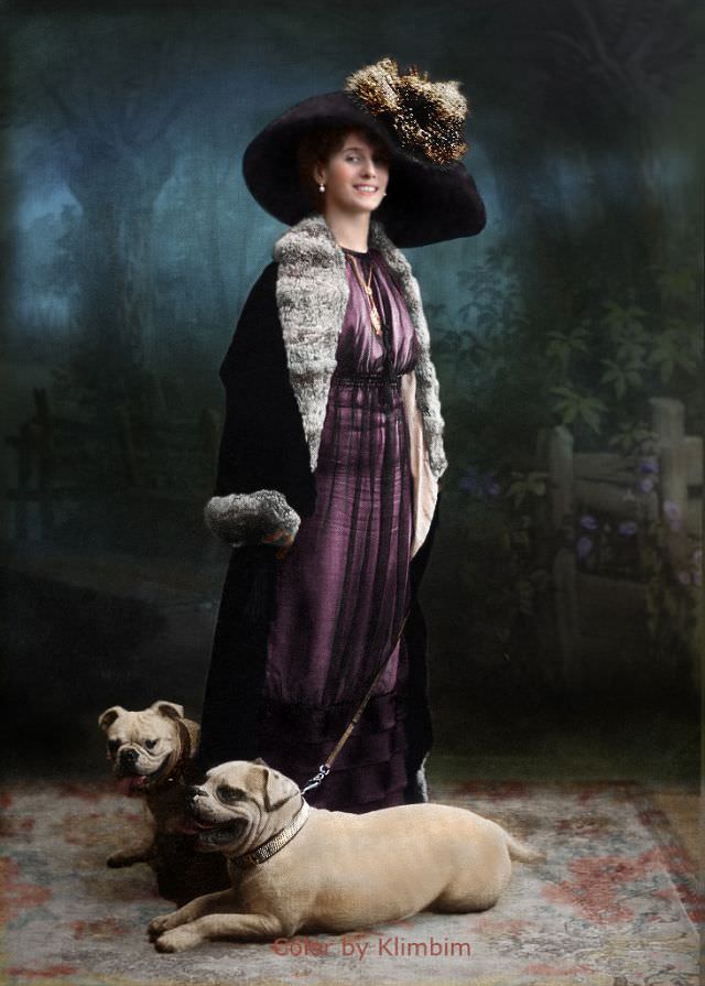 Anna Pavlova and her dog, 1900s