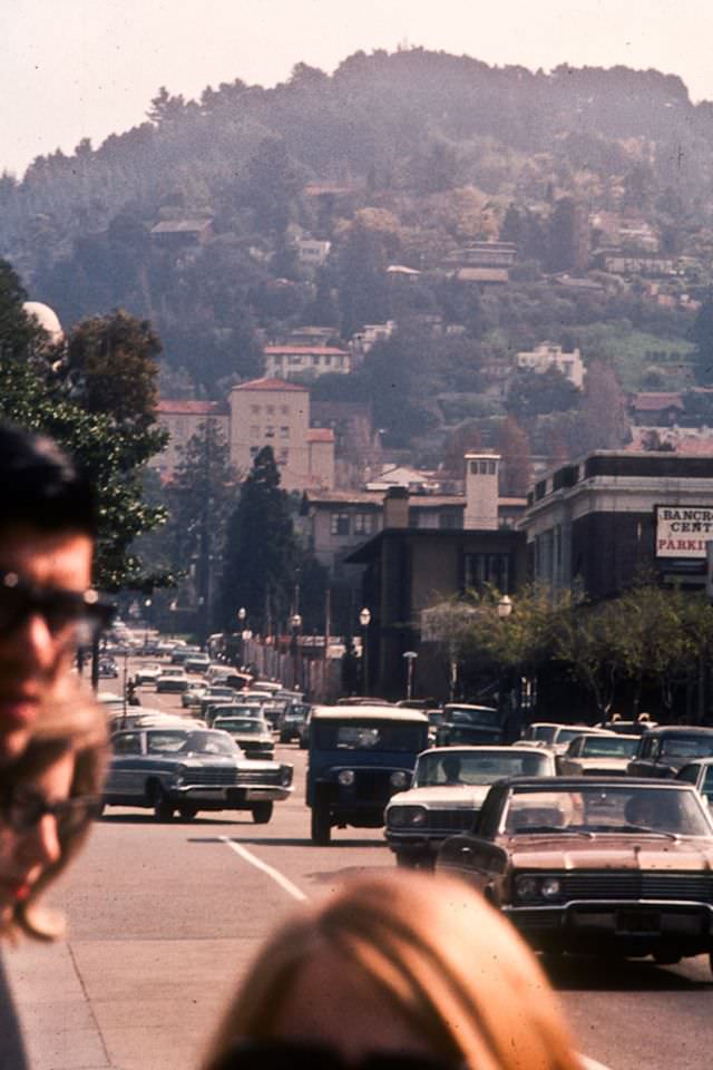 Berkeley street scenes, March 1968