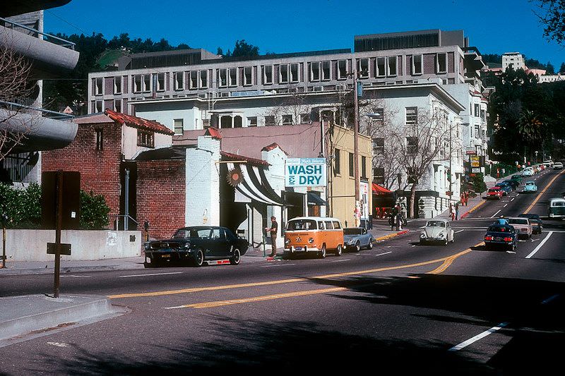 Moe's Books, Berkeley, February 1975