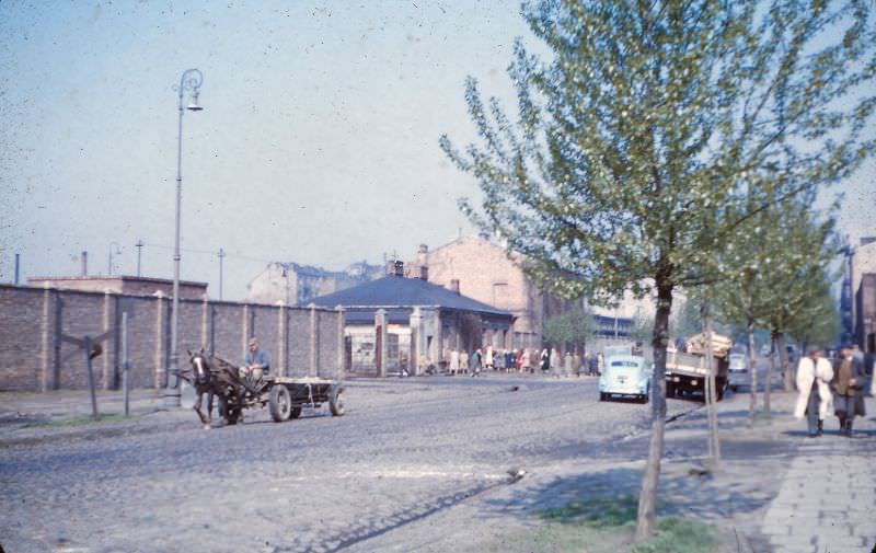 Old Praga near the port