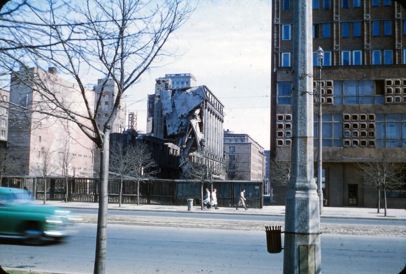 Marszałkowska St. looking onto the ruins of the ADRIA Club