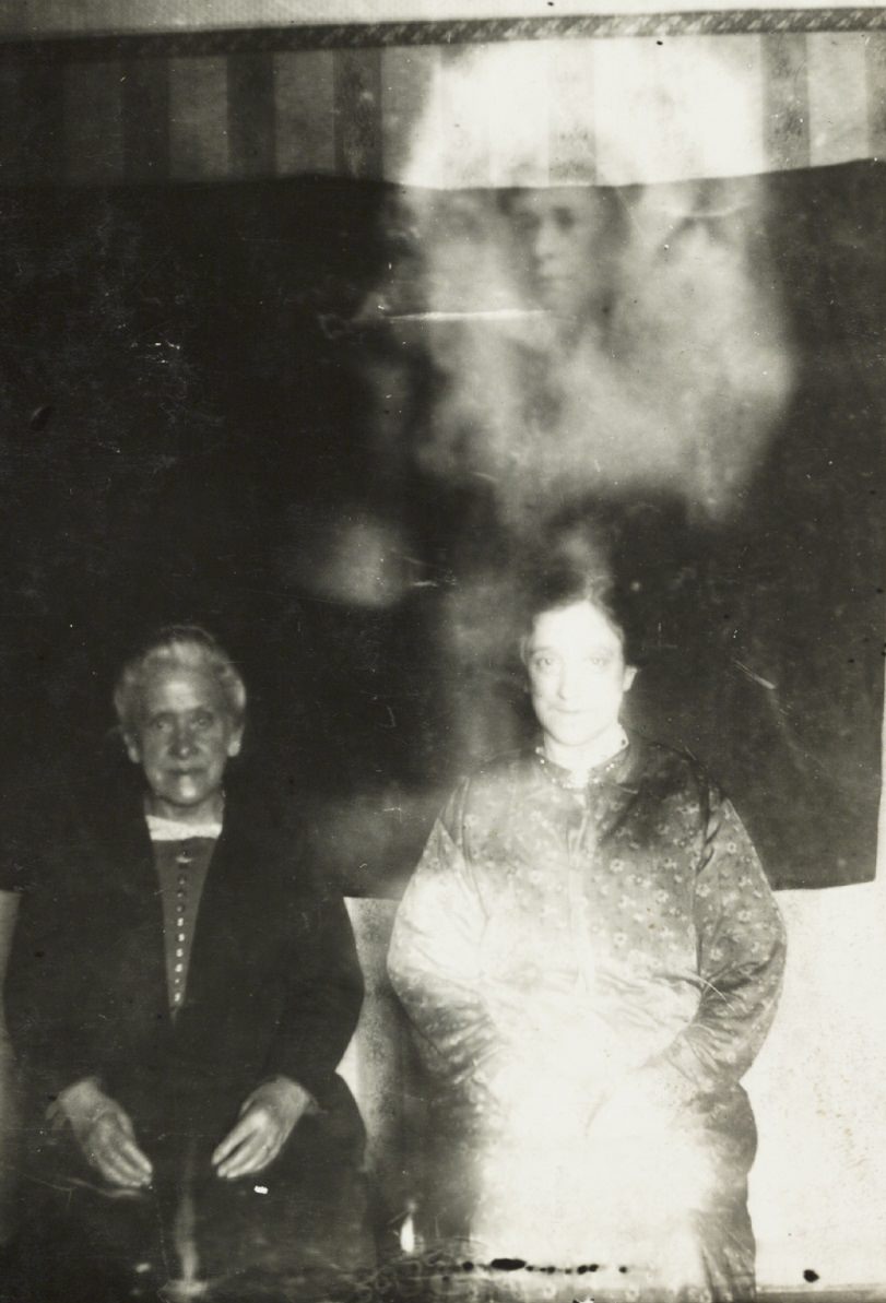 Spirit Photography of William Hope: The Photographer Who Claimed That ...