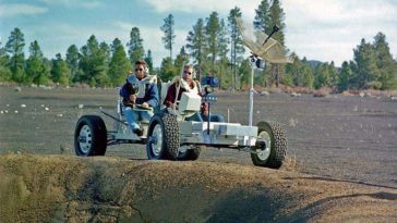 Astronauts training for moon missions