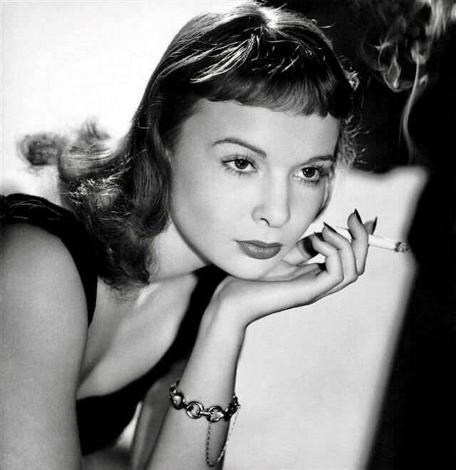 Françoise Arnoul, 1958