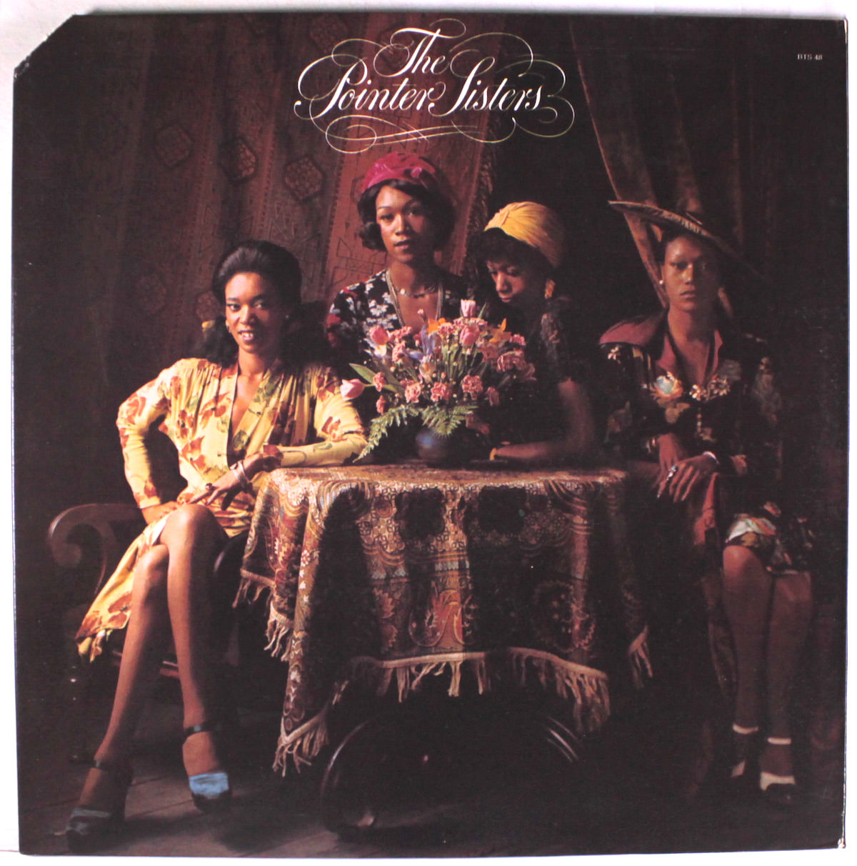 The Pointer Sisters wore Hudson’s designs on the sleeve of their 1973 Blue Thumb debut.