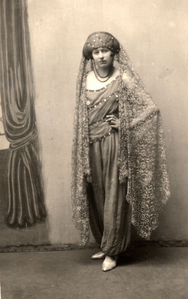 Lady in eastern garb