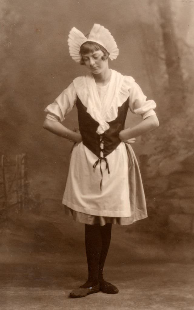 On the back: “Taken in 1926 when Alicia was 14 years old”