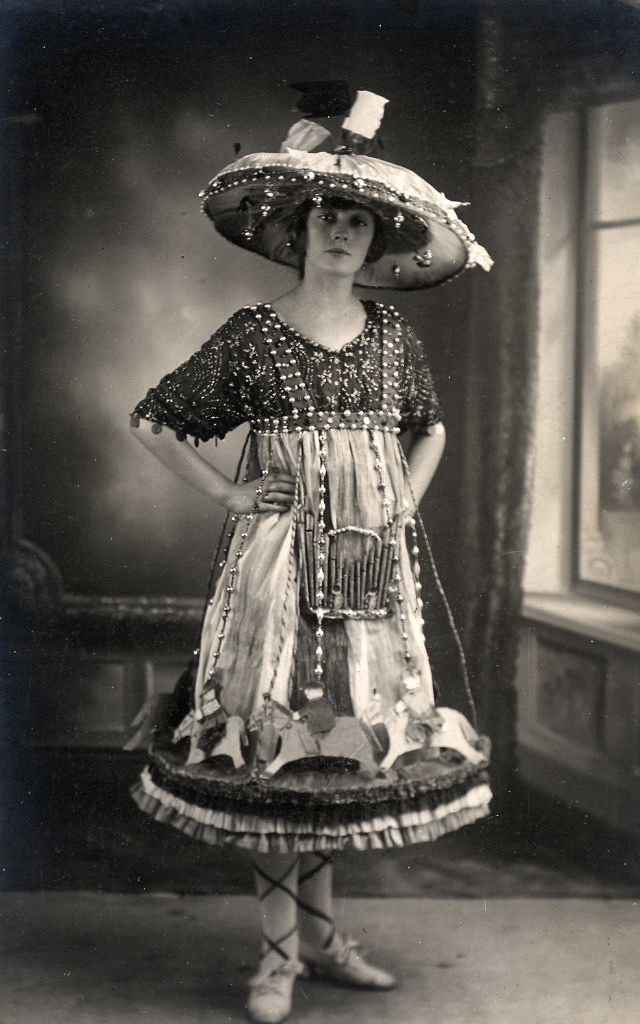 Woman dressed as a carousel