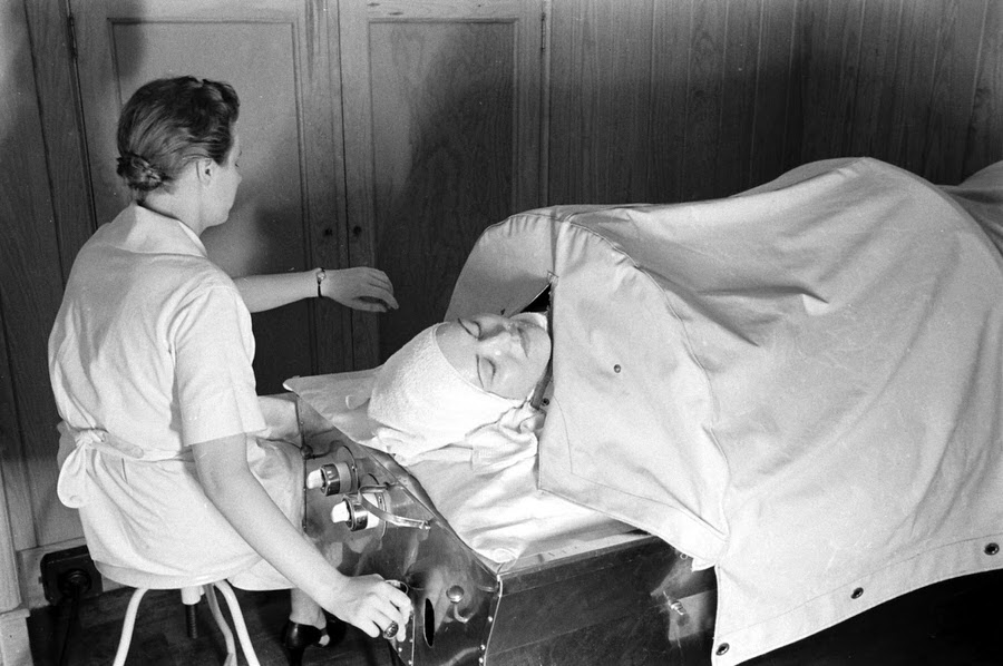 Treatment at Rose Dor Farms, a weight loss camp, 1938.