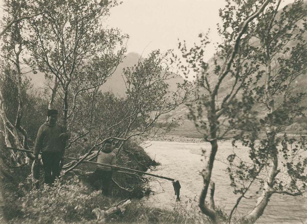 Trout fishing in the Qinngua valley, 1890s