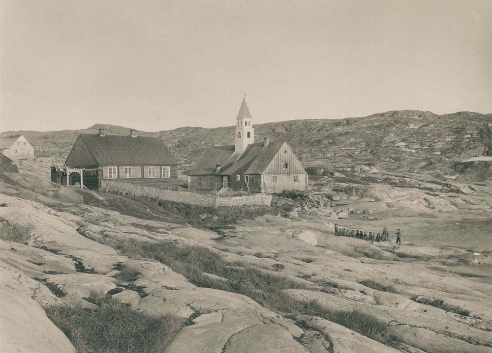 The church and doctor’s residence of the town of Ilulissat, 1890s