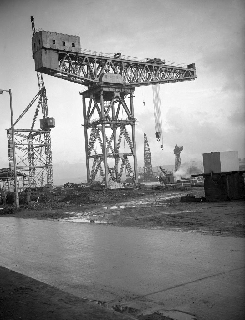 A 200-ton cantilever crane at a Belfast wharf, 1958.