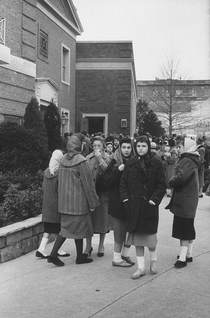 Students of John Marshall Jr. High school attending funeral of George Goldfarb, 1958.