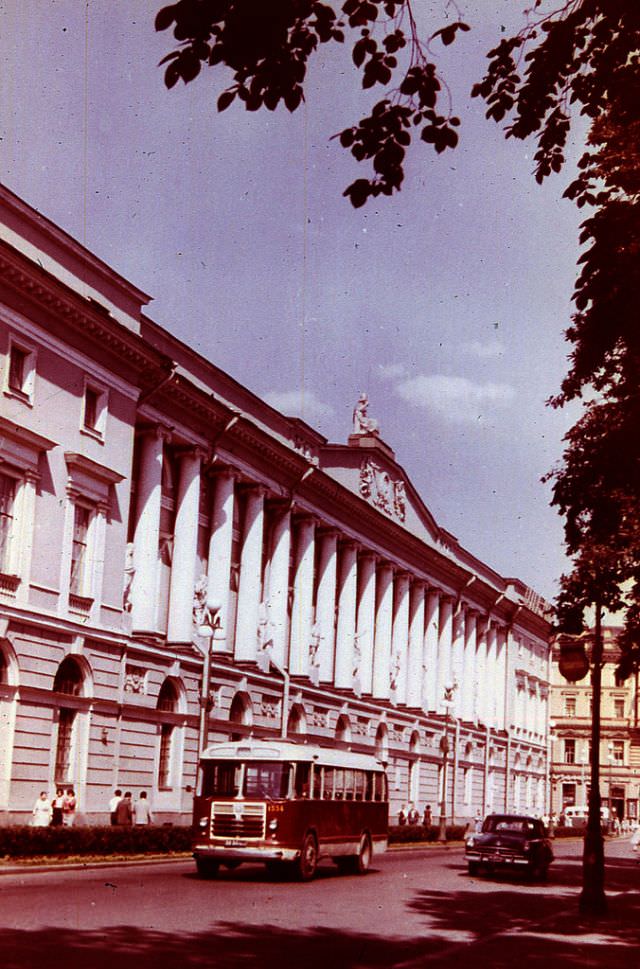 Public library - Saltikov-Shchedrin Library on the Nevsky Prospect, 1968