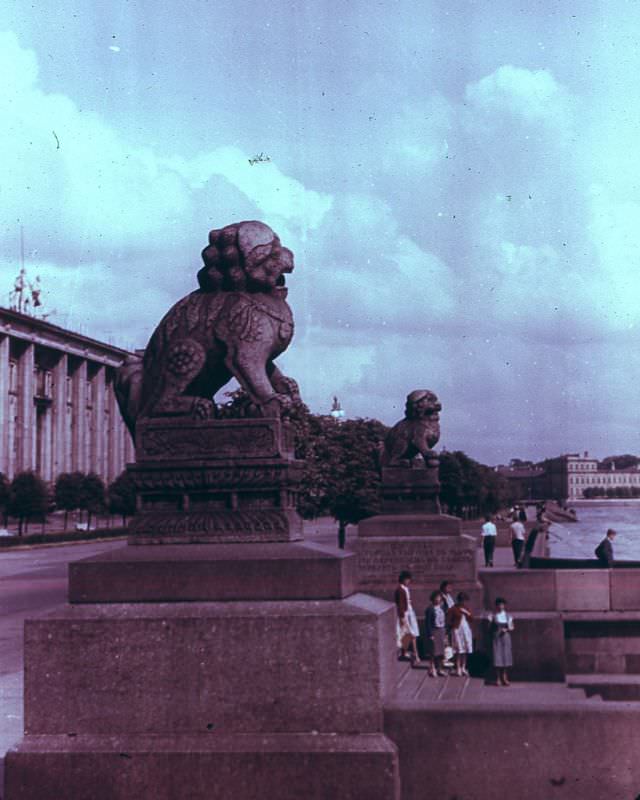 Sculptured Chinese lions on river bank, 1968
