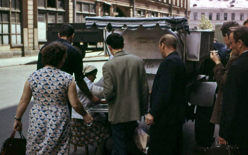 Leningrad street scenes