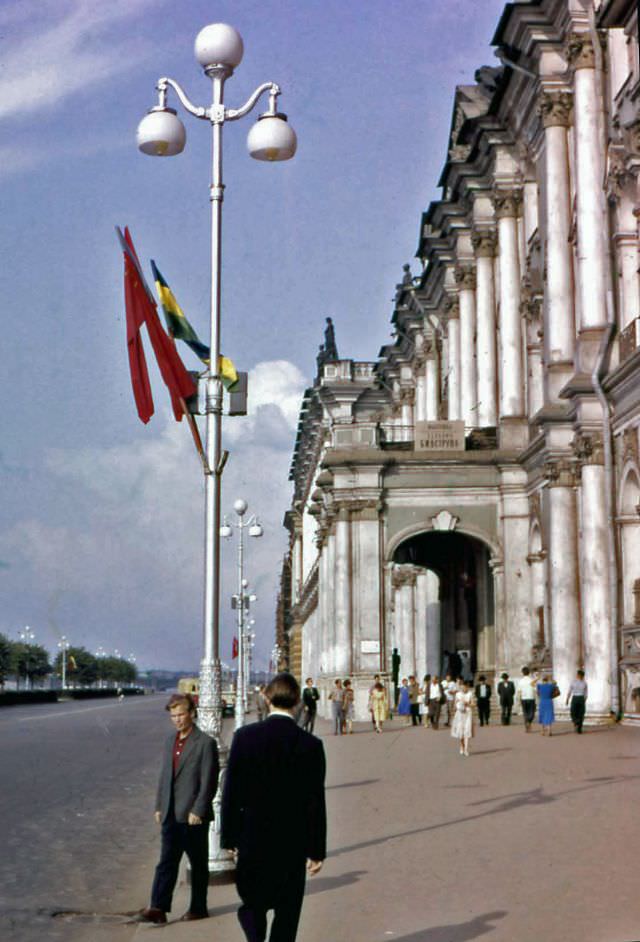 Leningrad street scenes