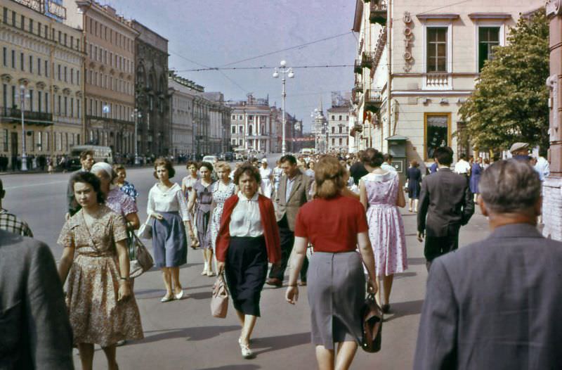 Leningrad street scenes