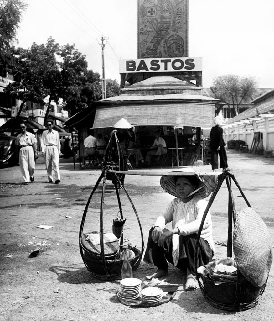 Street vendor of food and drink, 1961.