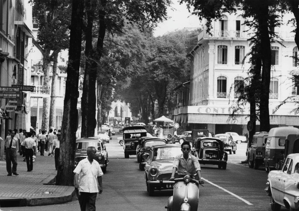 Saigon main street, formerly Rue Catinat, renamed Tu Do, 1961.