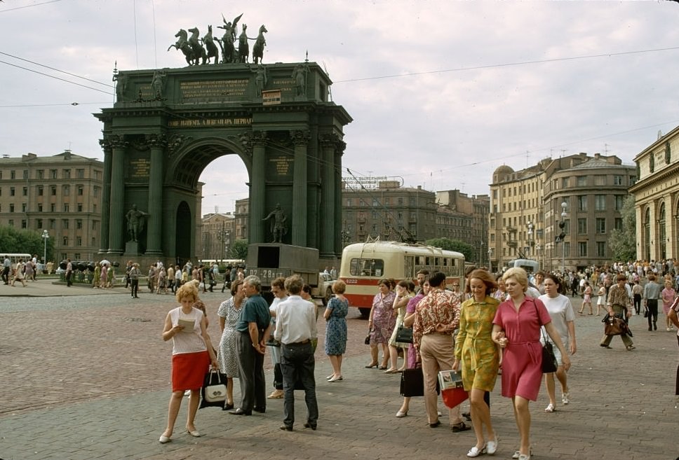 Narva's Arch, Leningrad, 1972.