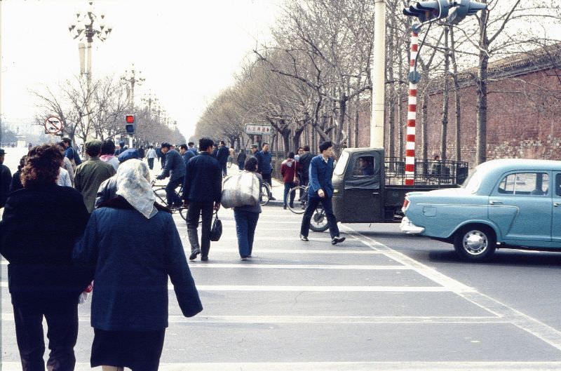 Typical cars on Chang'an Avenue