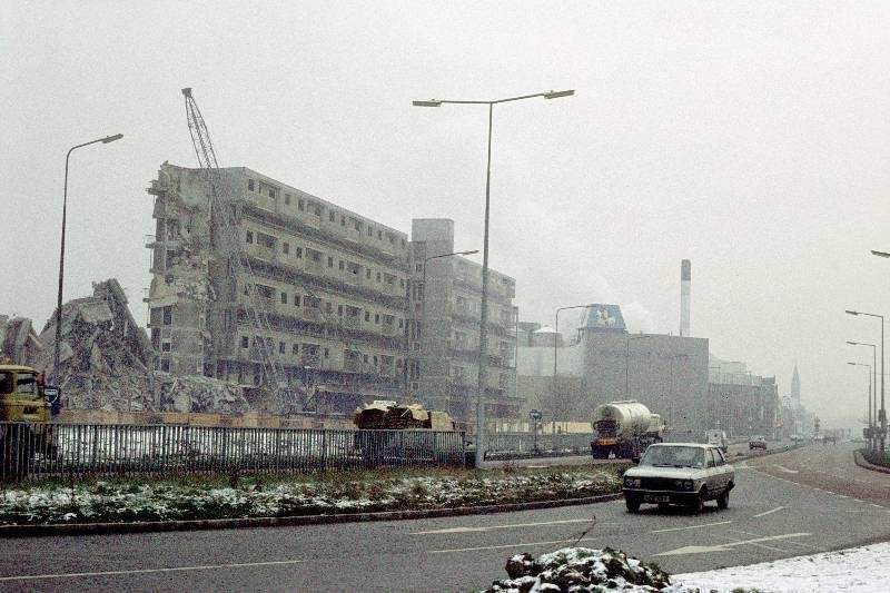 Demolition of flats on the Hulme/Moss Side border, 1985