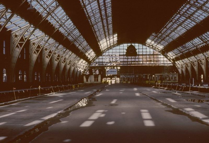 The abandoned Central Station was converted into the Greater Manchester Exhibition Centre (G-Mex)