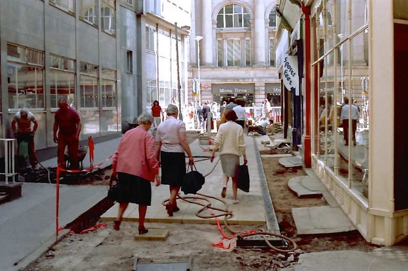 Barton Arcade, 1984