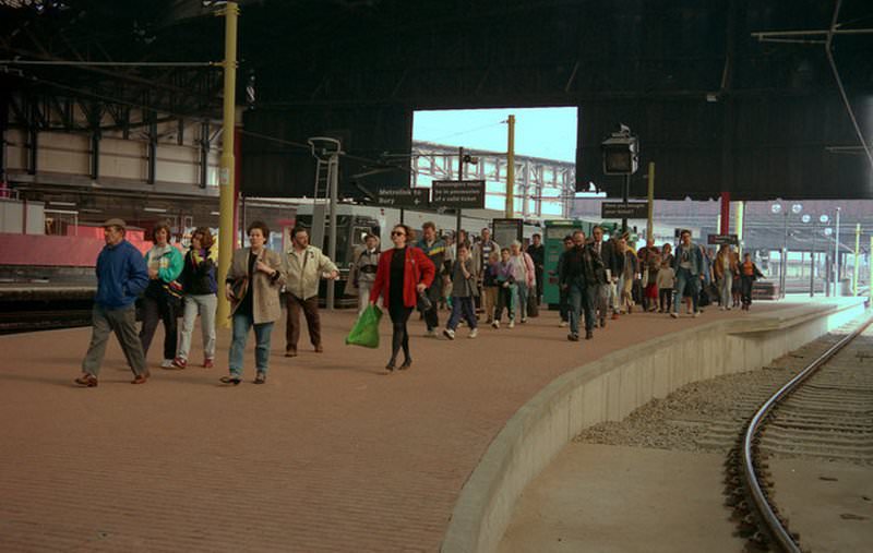 Victoria Station, 1992
