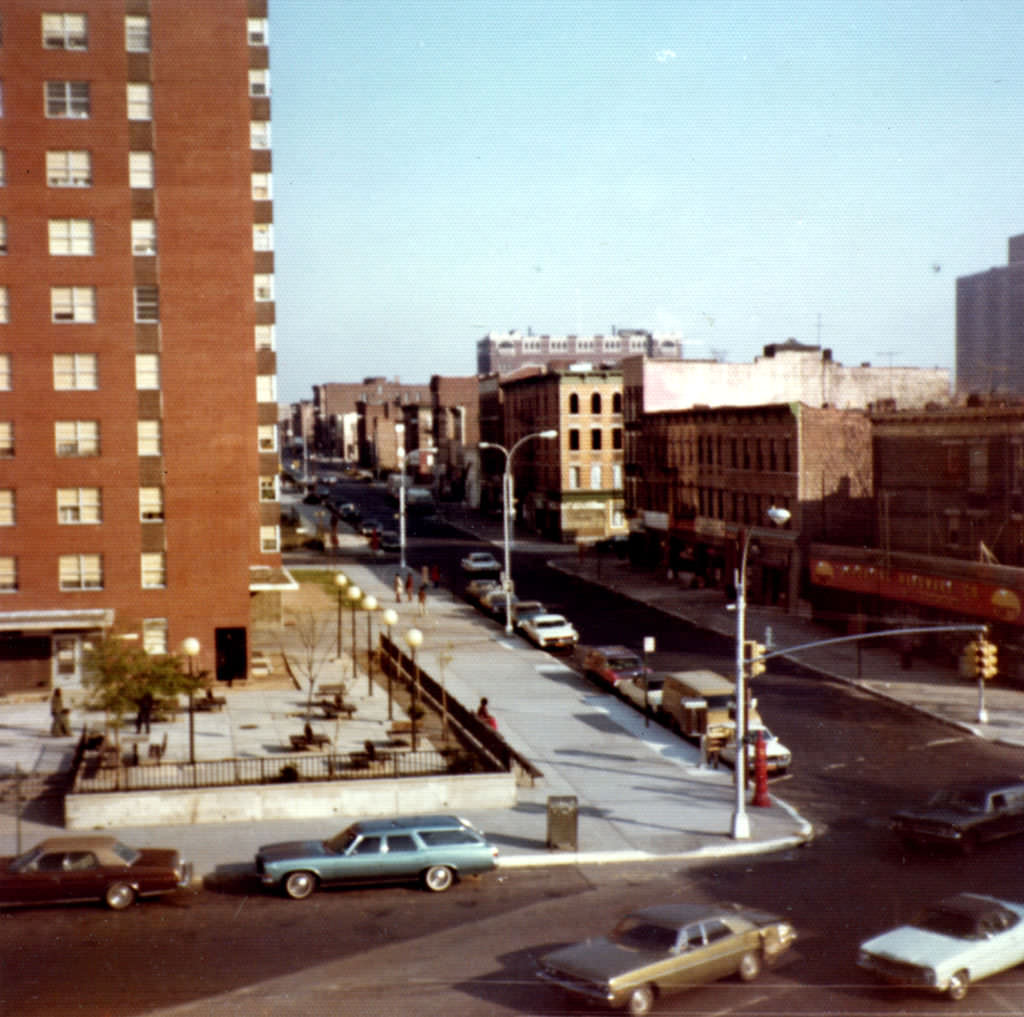 Brooklyn street scene, 1978
