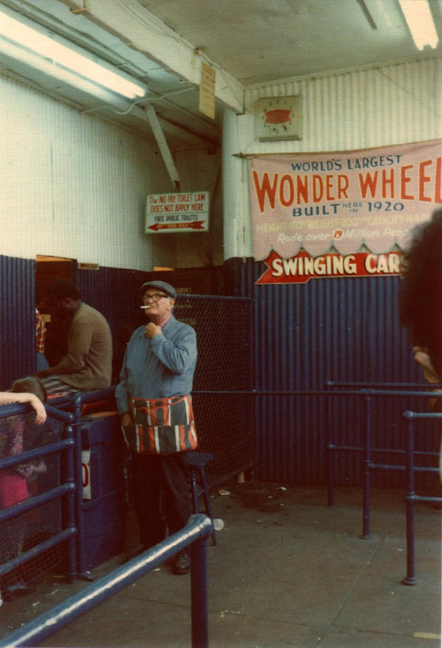 Coney Island, Brooklyn, New York, 1976