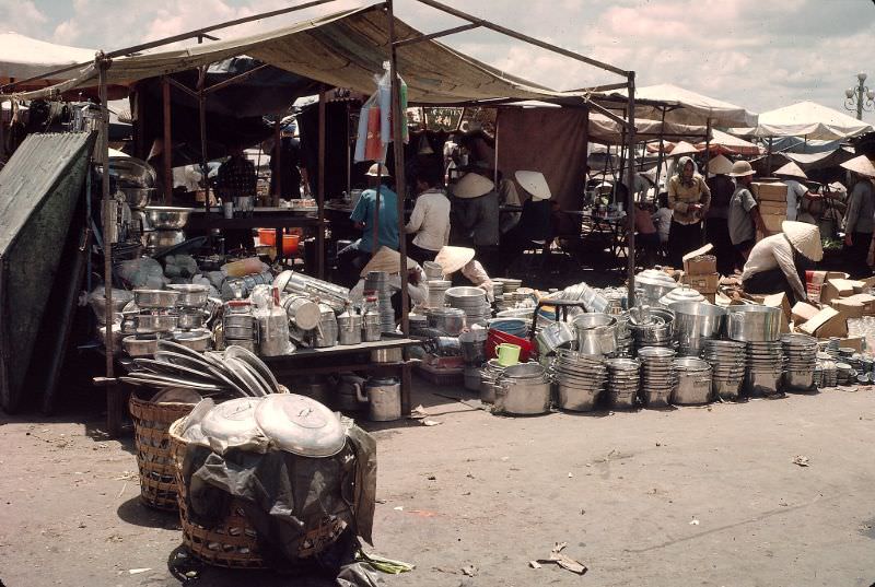 Pots and pans sale in Can Tho, 1968