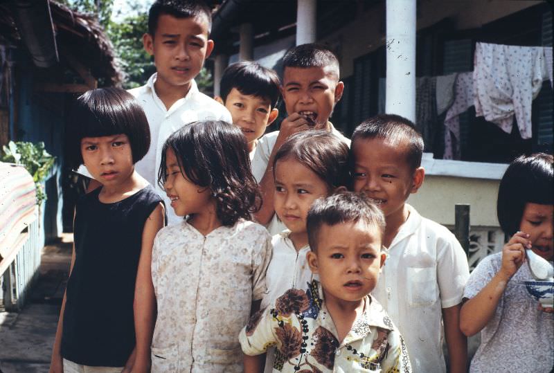 Vietnamese kids in Can Tho, 1968