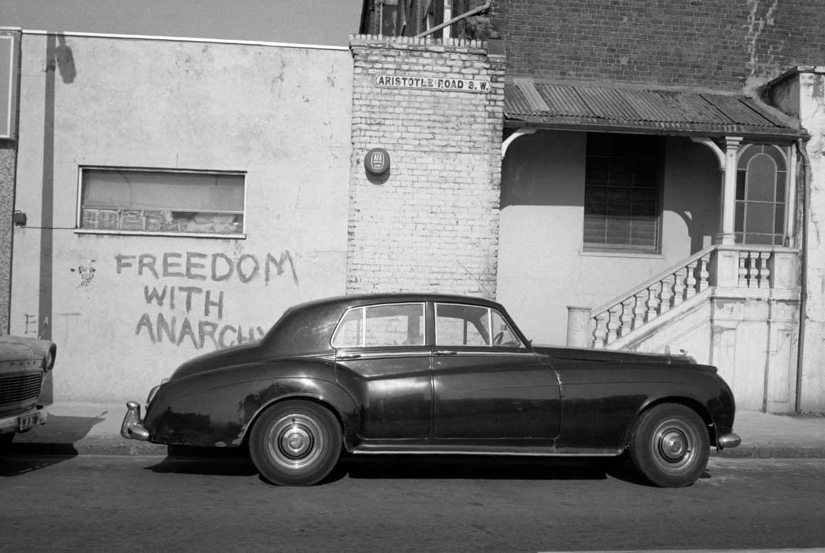 A car in Depfort, 1987.