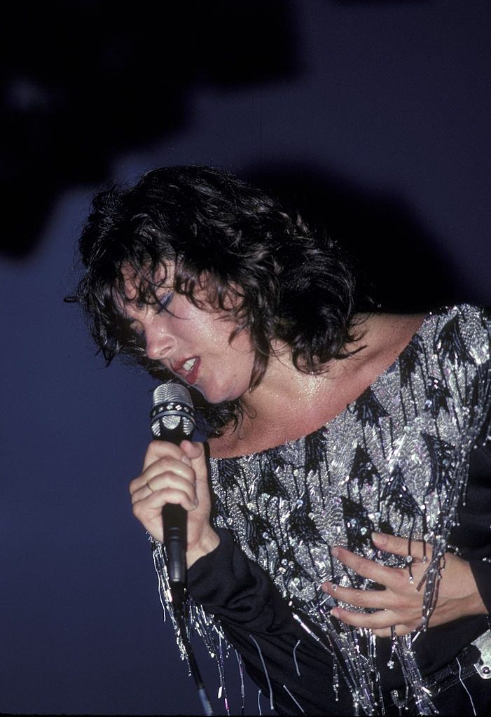Laura Branigan performs on stage at the Great Adventure Amusement Park in New Jersey, 1984.
