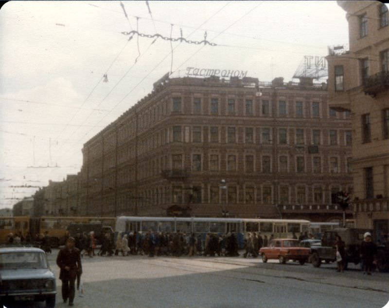 Liteynyy Prospekt, Leningrad, 1977