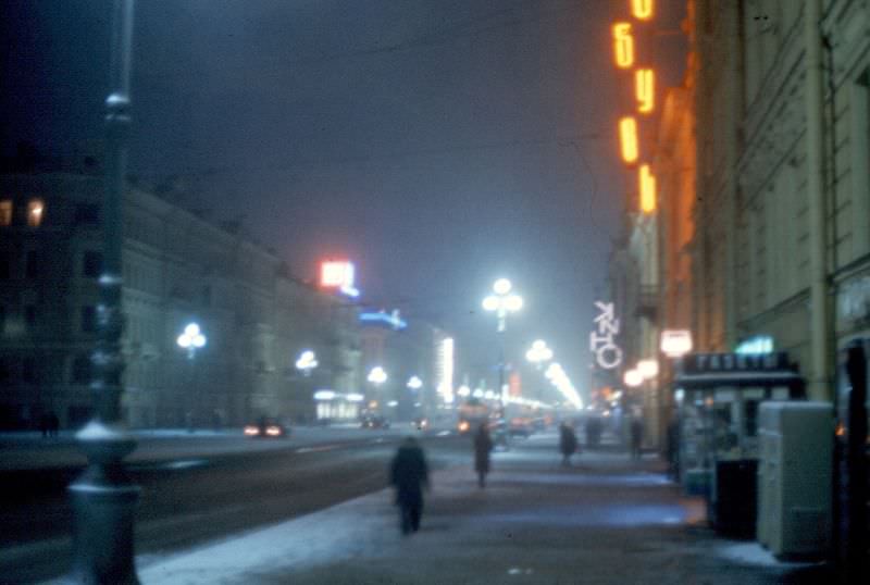 Night on Nevsky Prospekt, Leningrad, Spring 1977