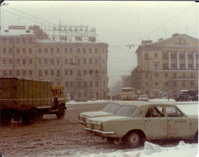 Ploshchad' Mira, Leningrad, 1977