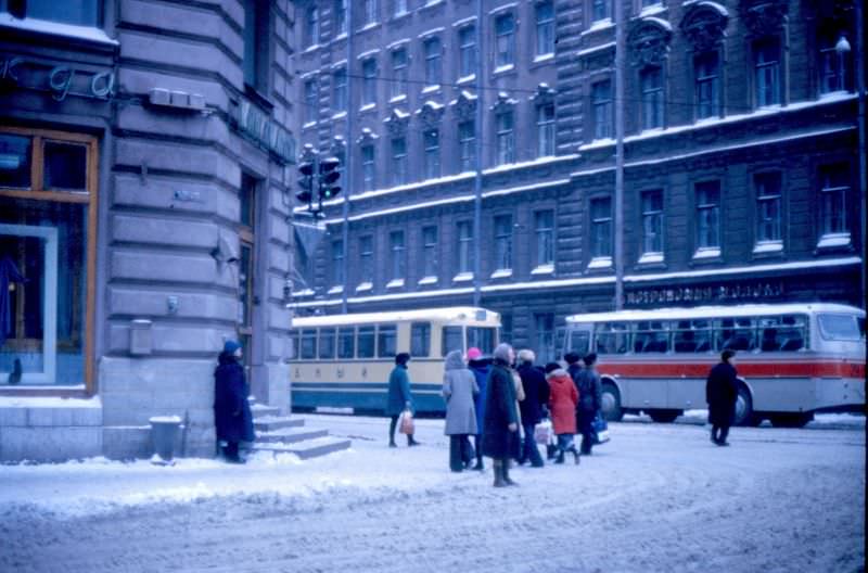 Street scene, Leningrad, Spring 1977