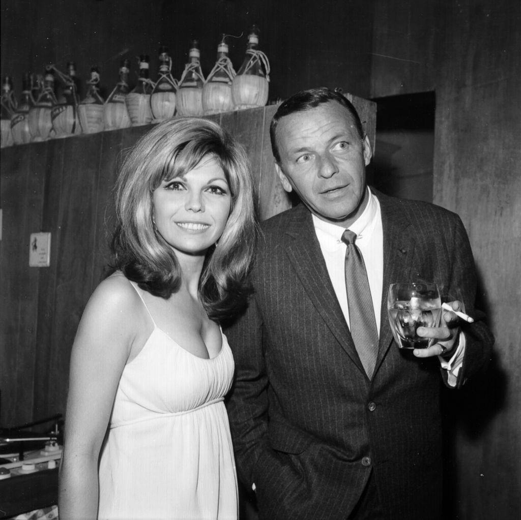 Nancy Sinatra with her father Frank Sinatra, 1967.