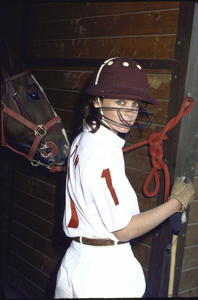 Pamela Sue Martin in jockey gear, 1985.