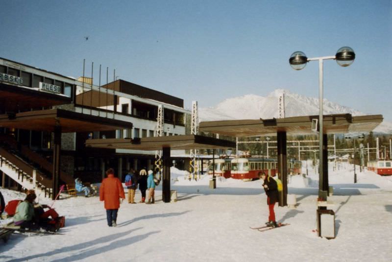 Štrbské Pleso railway station