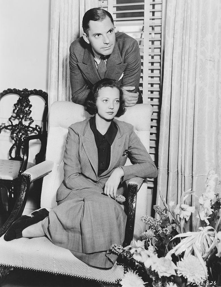 Sylvia Sidney with her husband Bennett Cerf, 1935.
