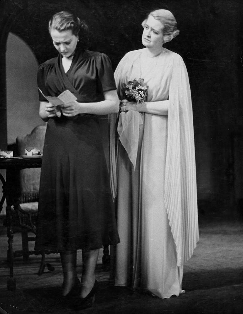 Sylvia Sidney with Evelyn Varden, 1938.