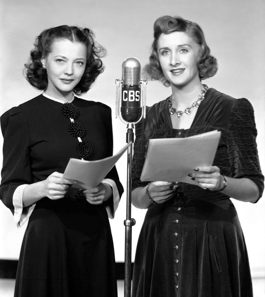Sylvia Sidney with Pretty Kitty Kelly at CBS Radio, 1940.