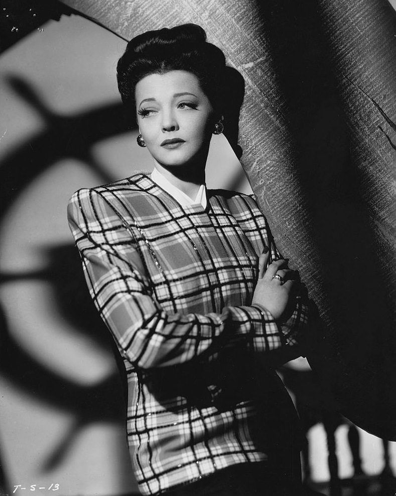 Sylvia Sidney as Congresswoman Margaret Wyndham Chase in the 1946 Benedict Bogeaus production Mr. Ace.