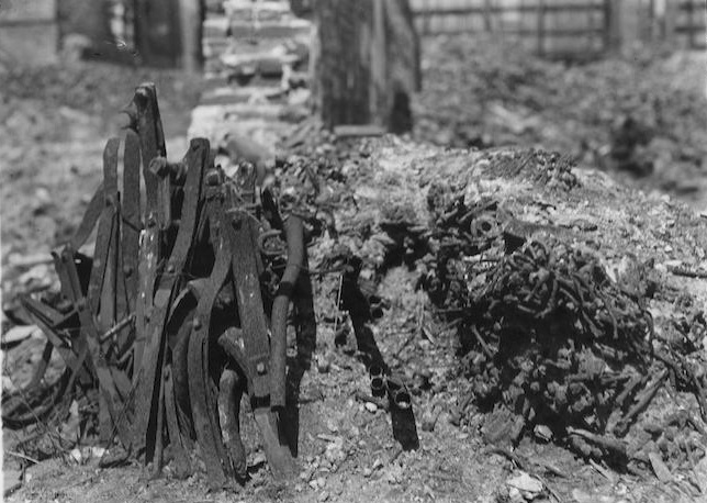 Ruins of fire of 1904, Front Street East.