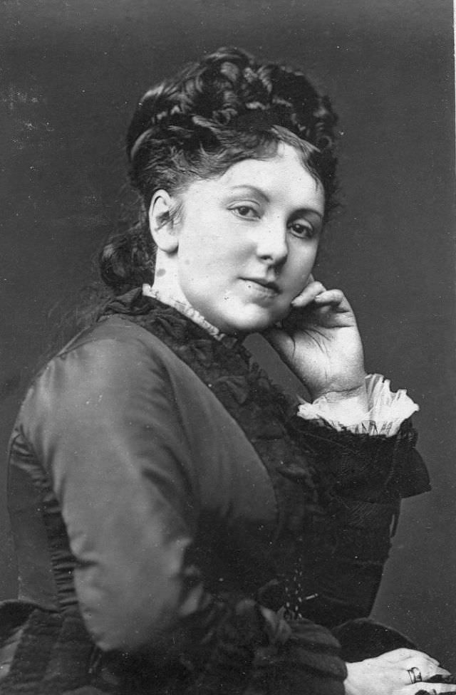 Madame Marie Roze-Perkins, 1870s